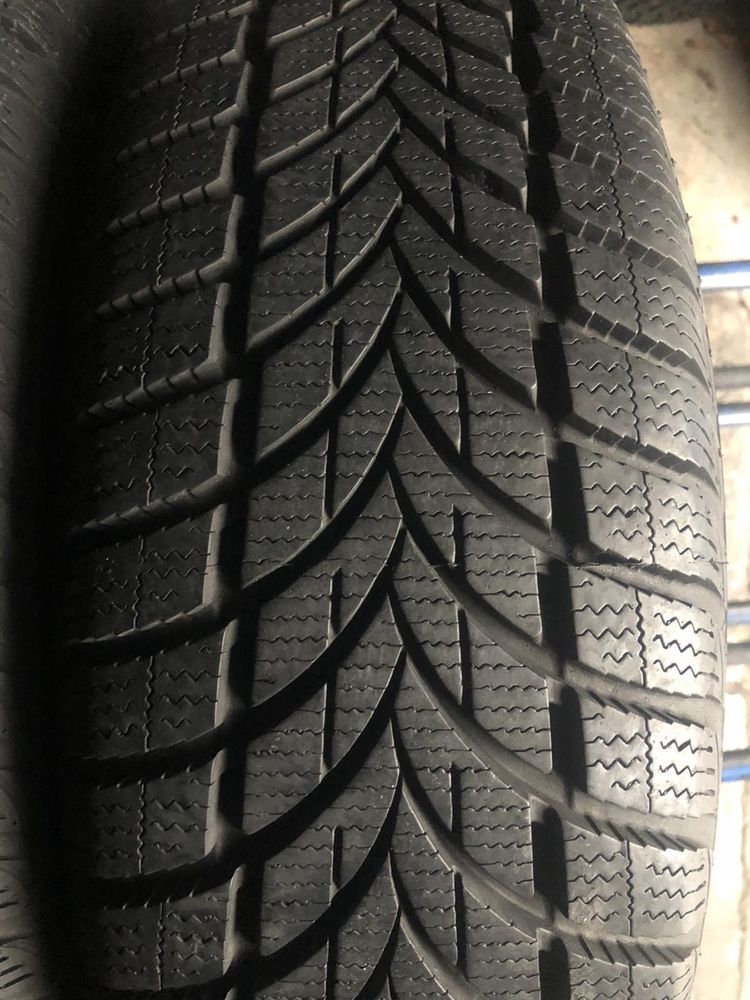 195/65/15 R15 Maxxis Presa Snow 4шт зима