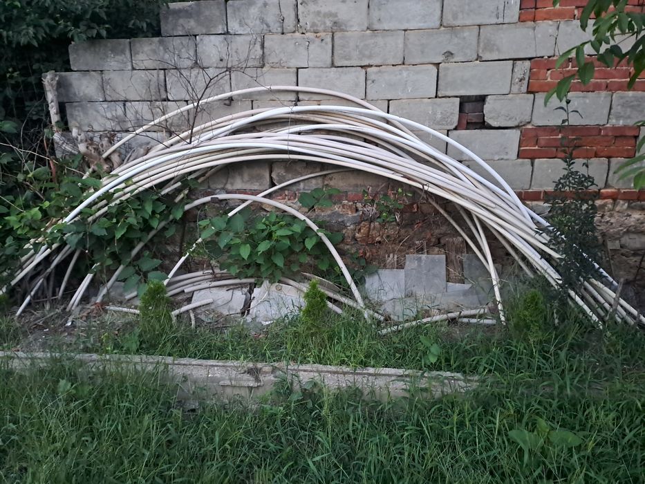 Rury PCV 6m 15 szt. – Pałąki do tunelu foliowego / szklarni