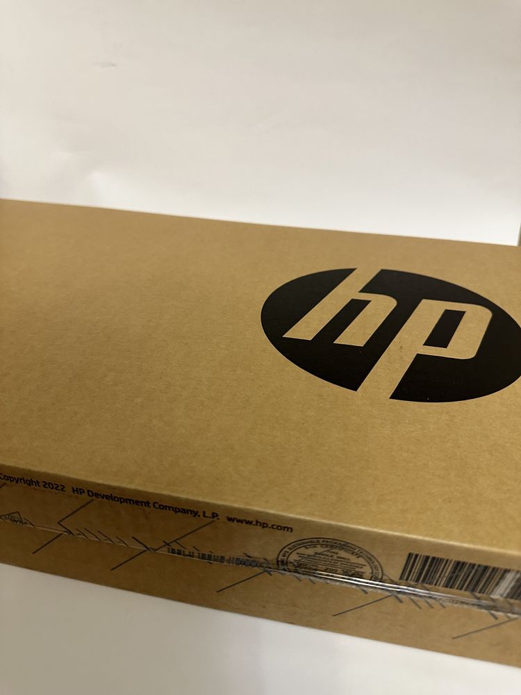 Ноутбук HP Pavilion 15-eh1023ua НОВИЙ