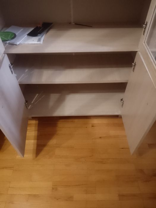 Стол письмовий та і шафа фірми VOX