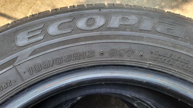 Opony Bridgestone Ecopia 185/65 R15 komplet letnie