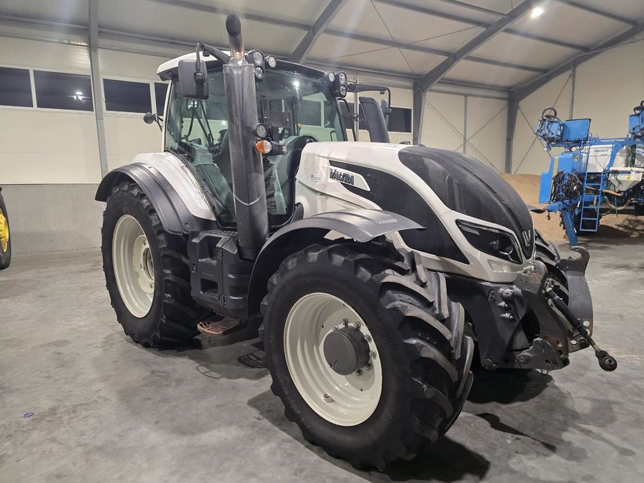 Valtra T 174S