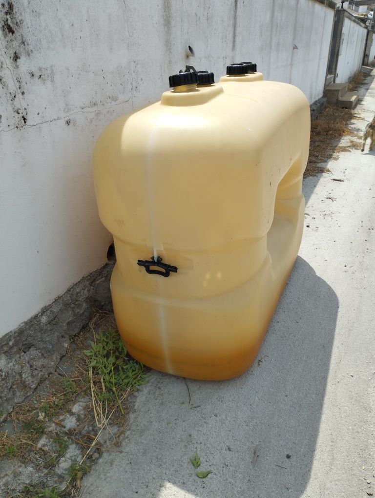 Depósito de combustível