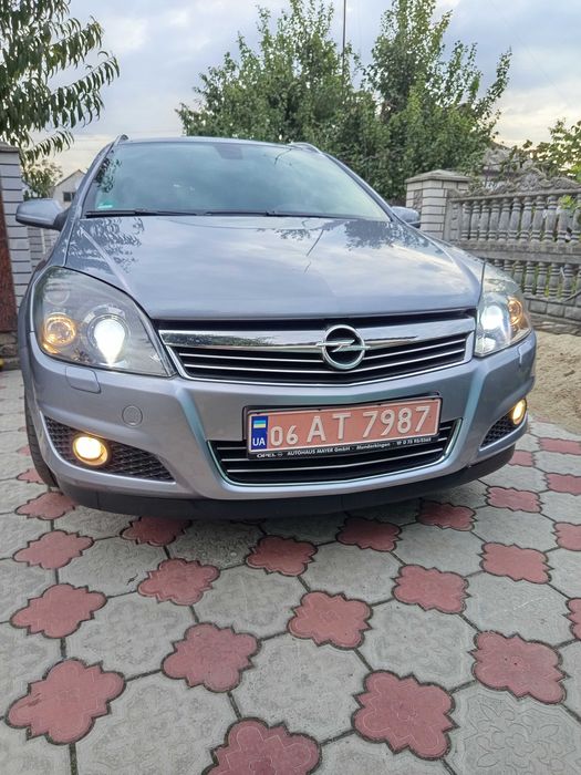 Opel Astra  2009