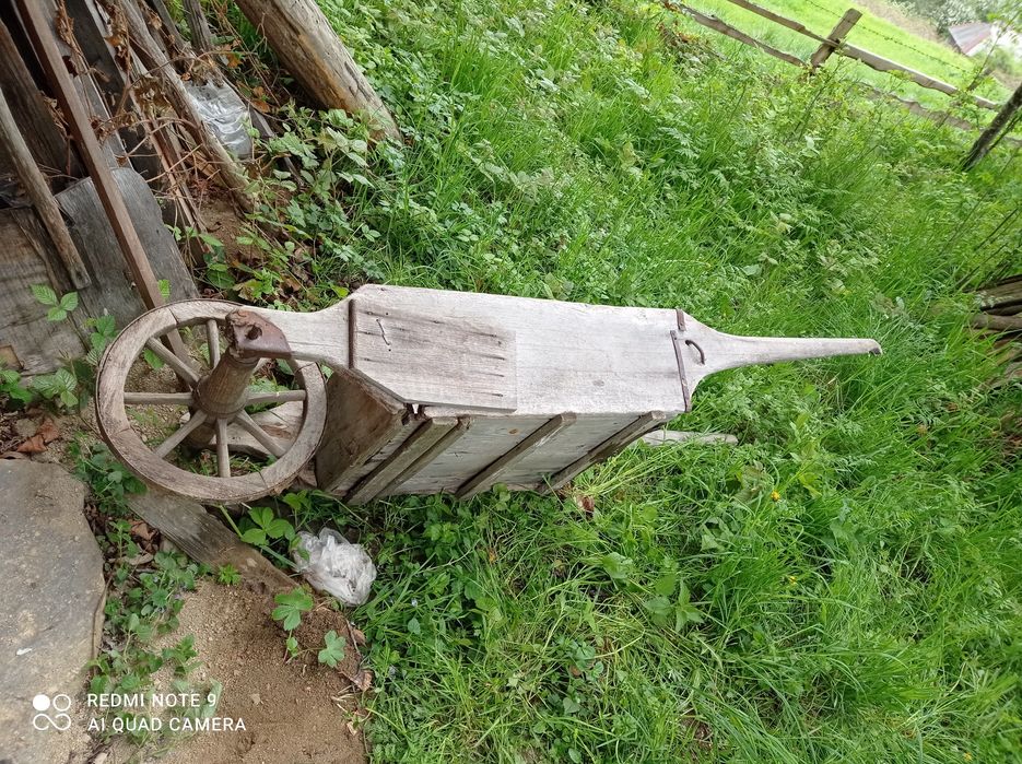 Тачка дерев'яна одноколісна старовинна