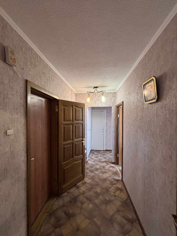Продается 2 комнатная. Автономное отопление. Славянск.