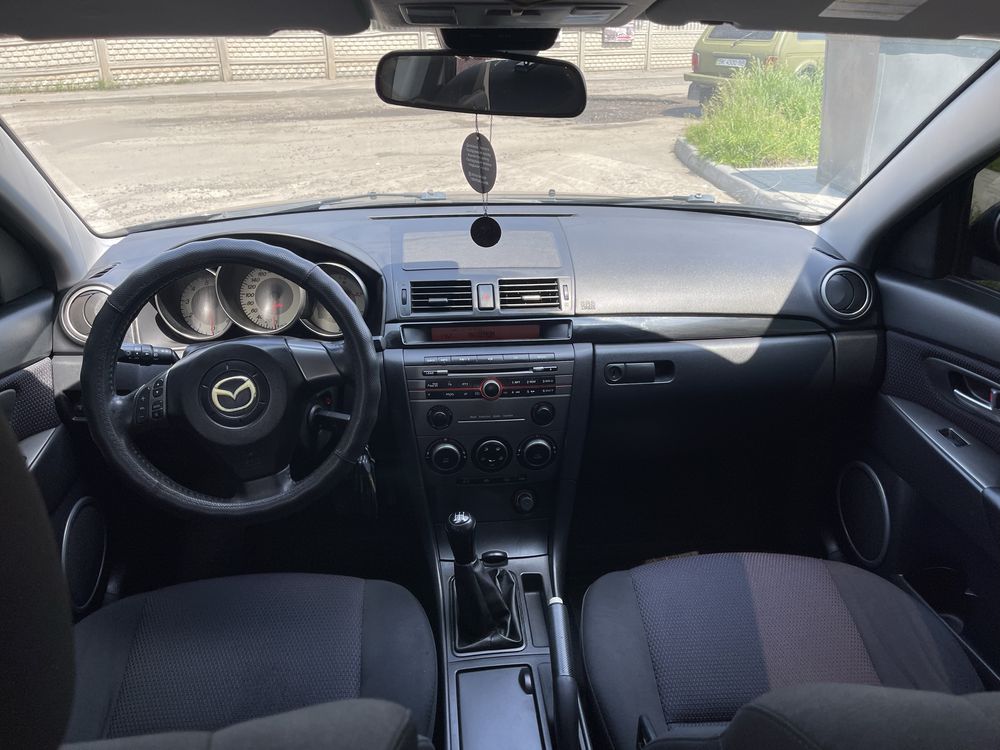Продам автомобіль Mazda 3