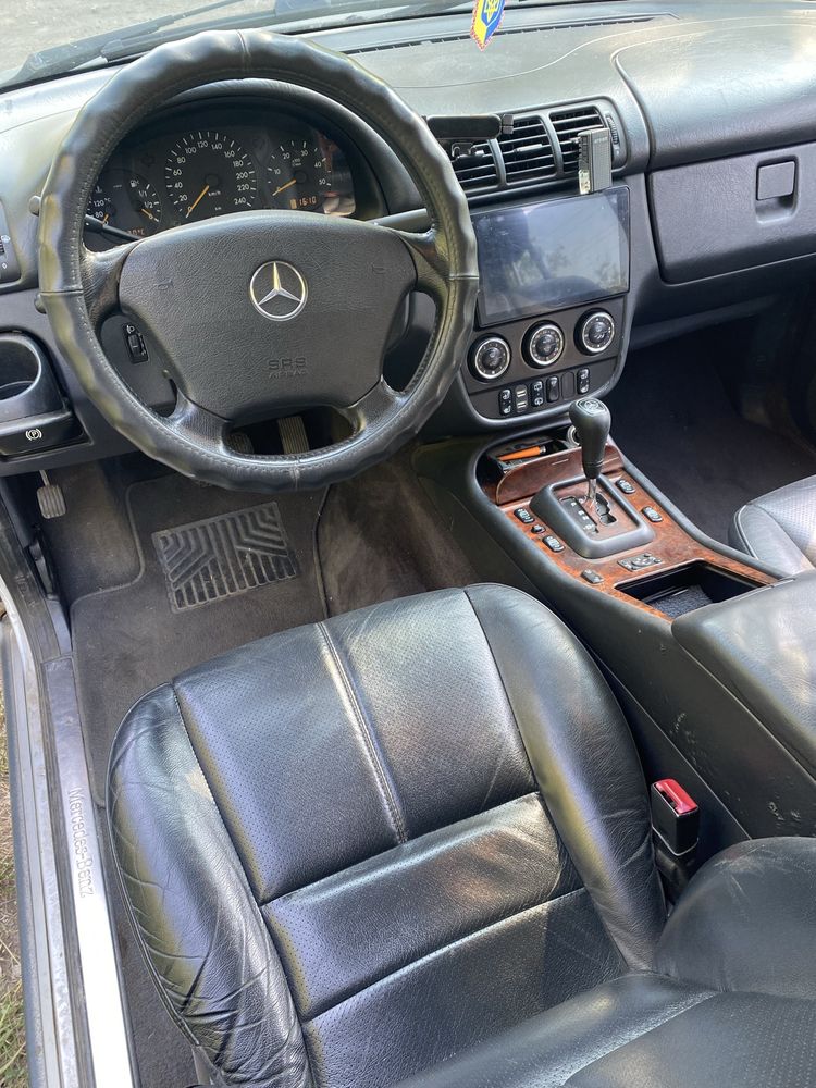 Mersedes benz ML 270 cdi 2002