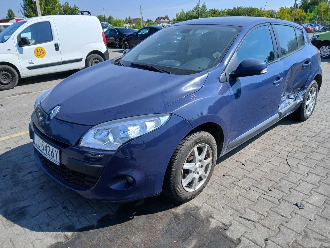 renault megane 3 1.5 dci lekko uszkodzona, pali jeździ zarejestrowana