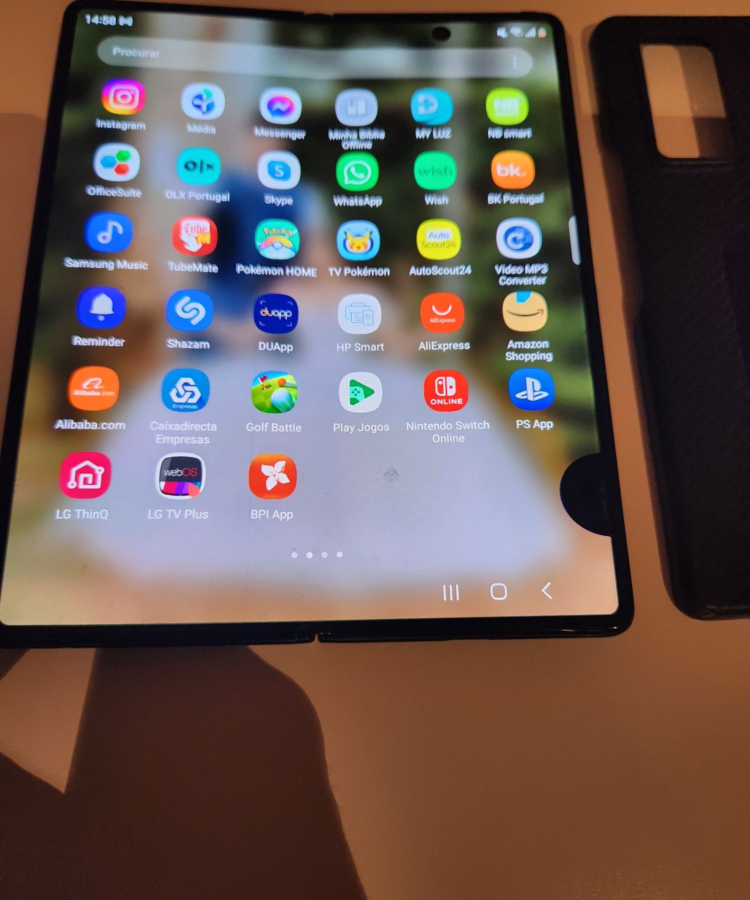 Samsung Galaxy Fold2 edição red