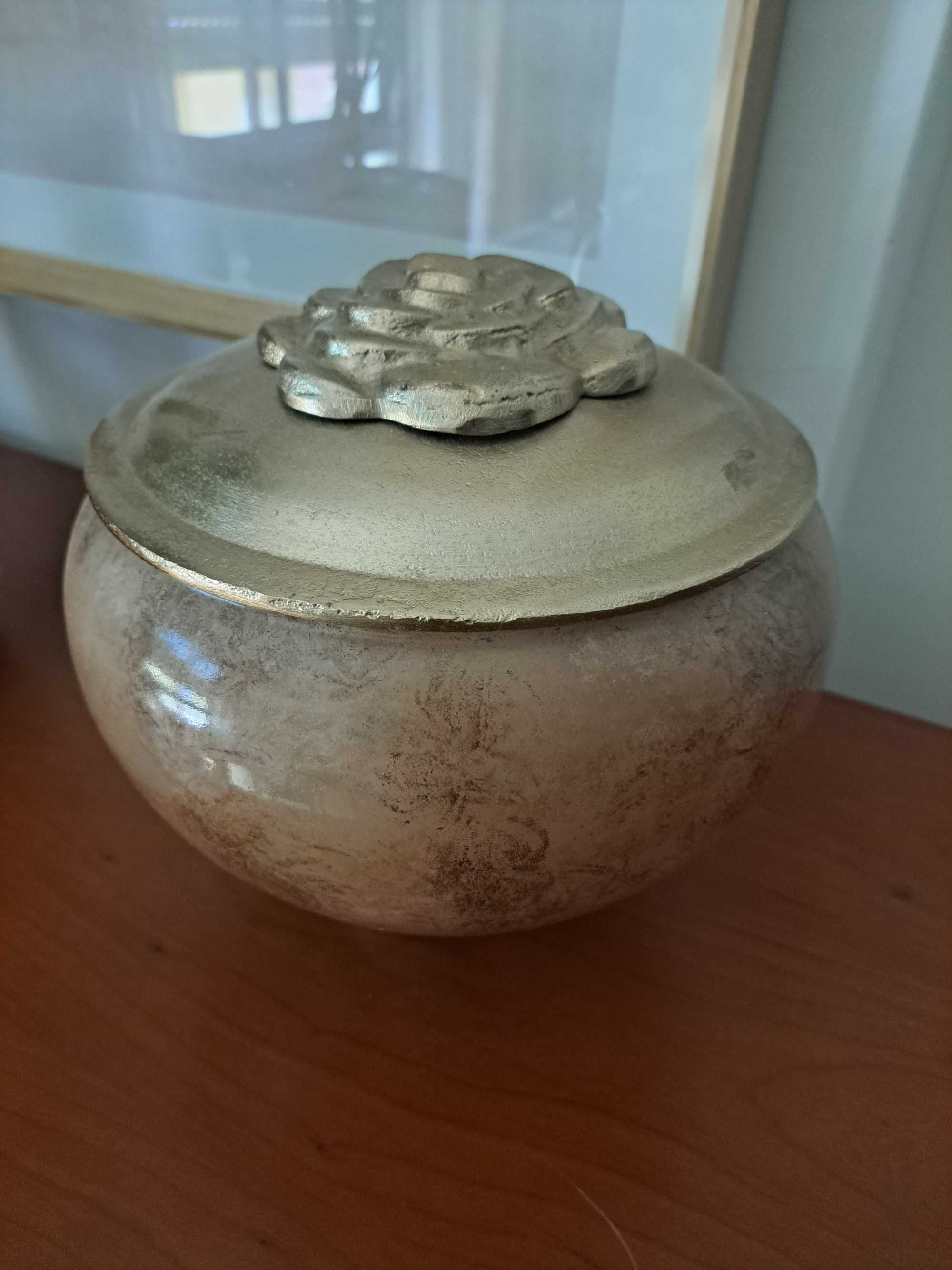 Vaso/terrina decorativo em vidro e metal