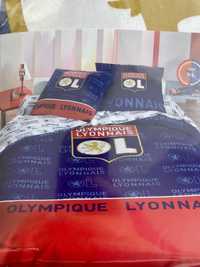 Комплект постільної білизни Olympique Lyonnais.