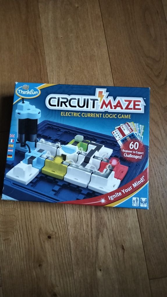 Gra Circuit Maze