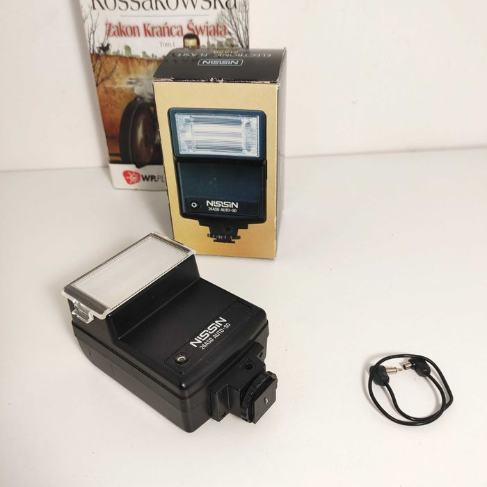 Ładna lampa błyskowa do aparatów RETRO NISSIN 24ASO auto-SO  pudełko