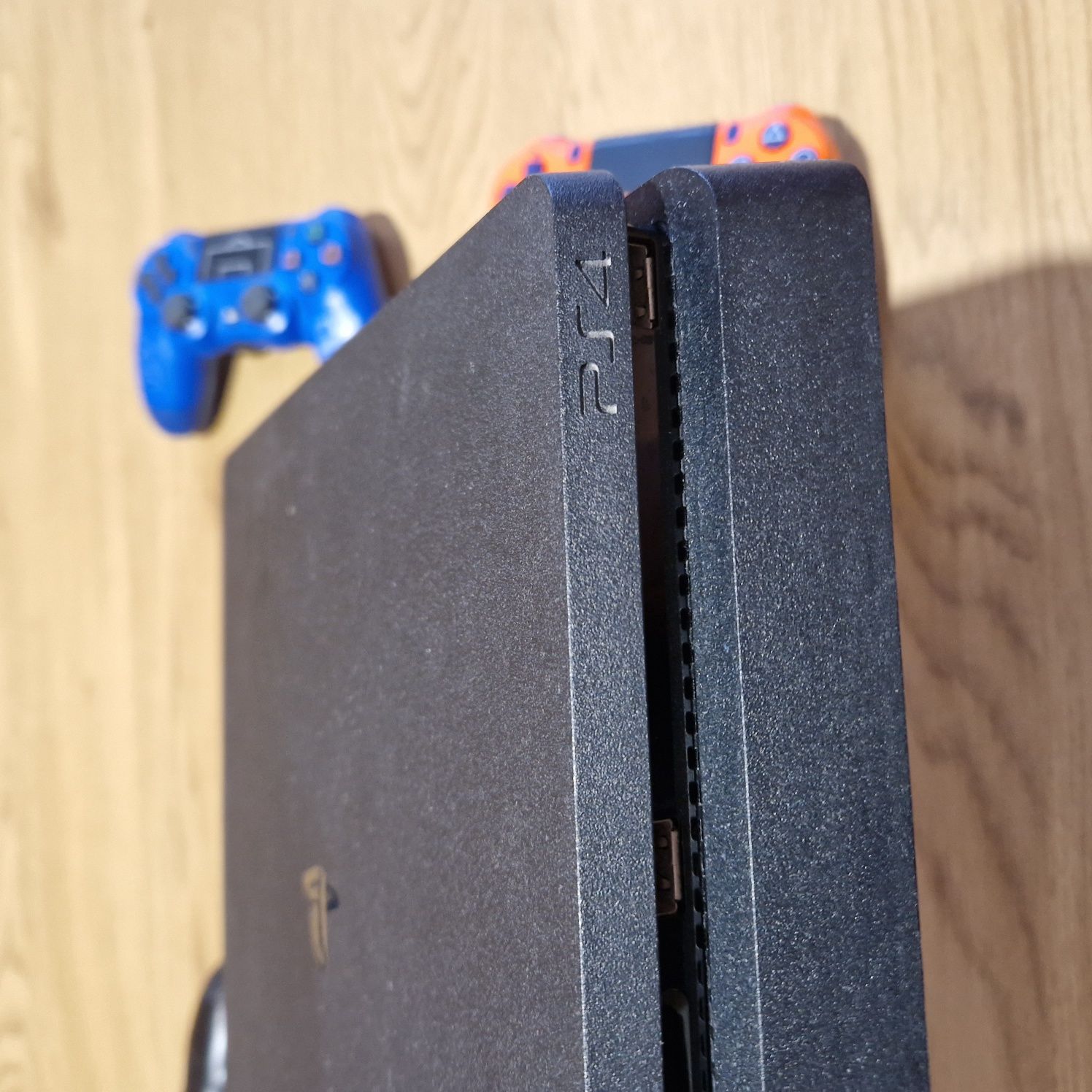 Sony Playstation 4+4джойстика