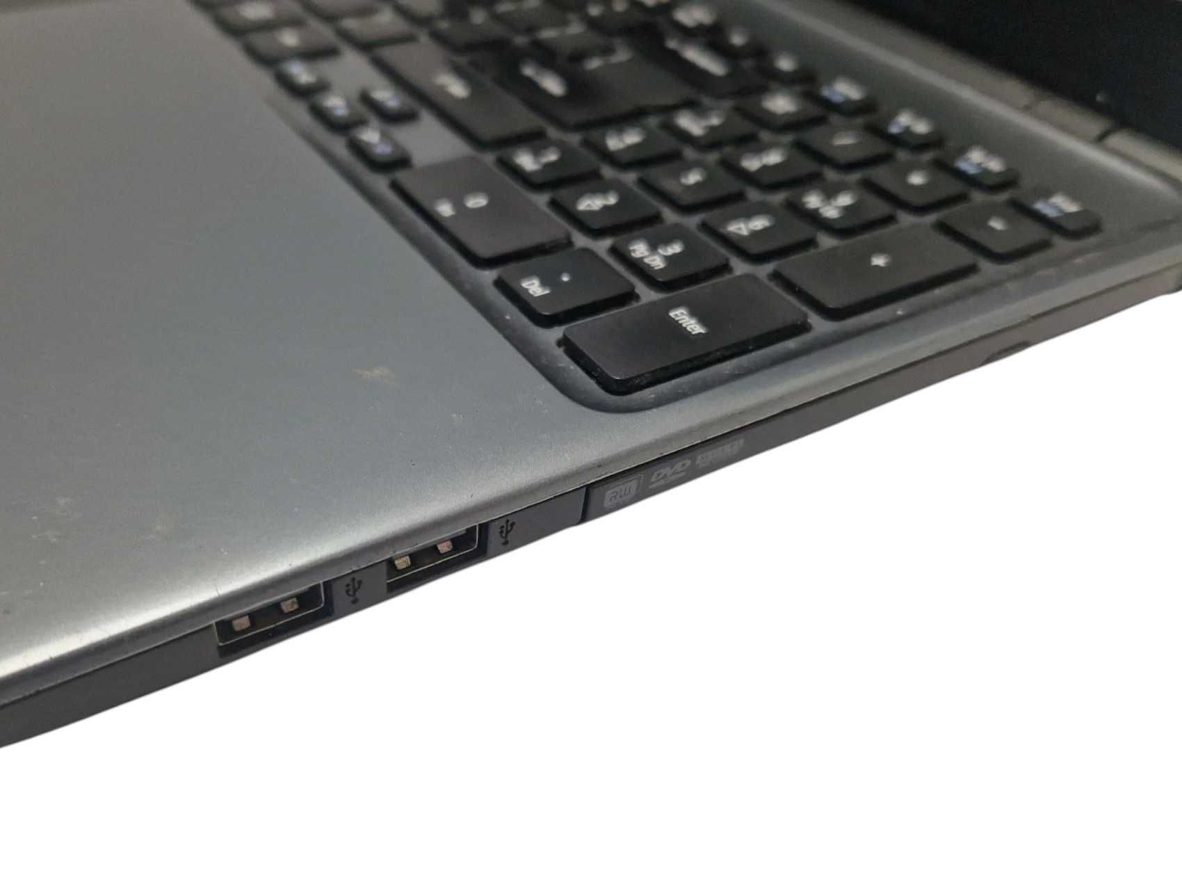 Laptop Acer Aspire E1-530