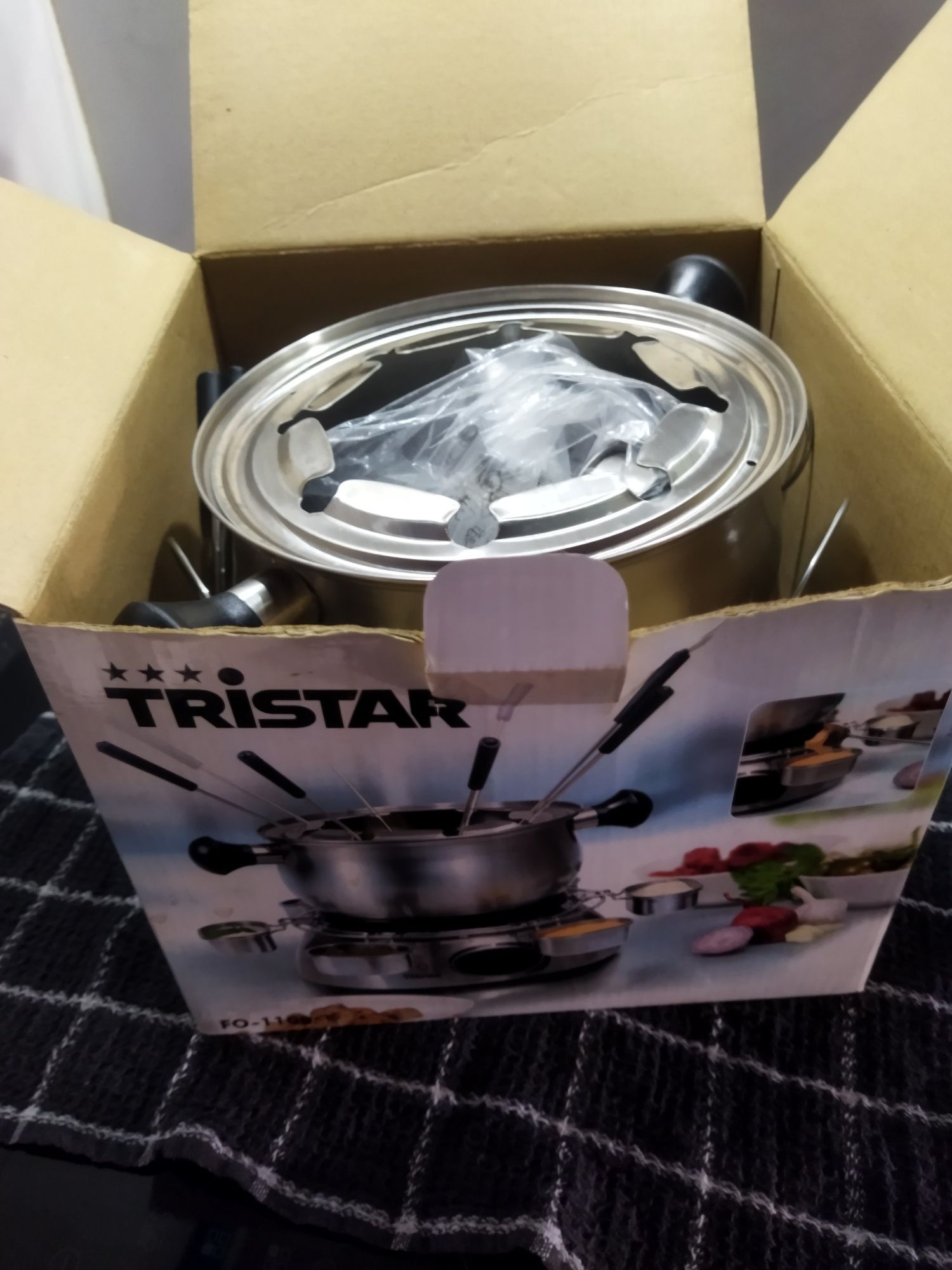 Fondue da Tristar FO-1100 elétrico
