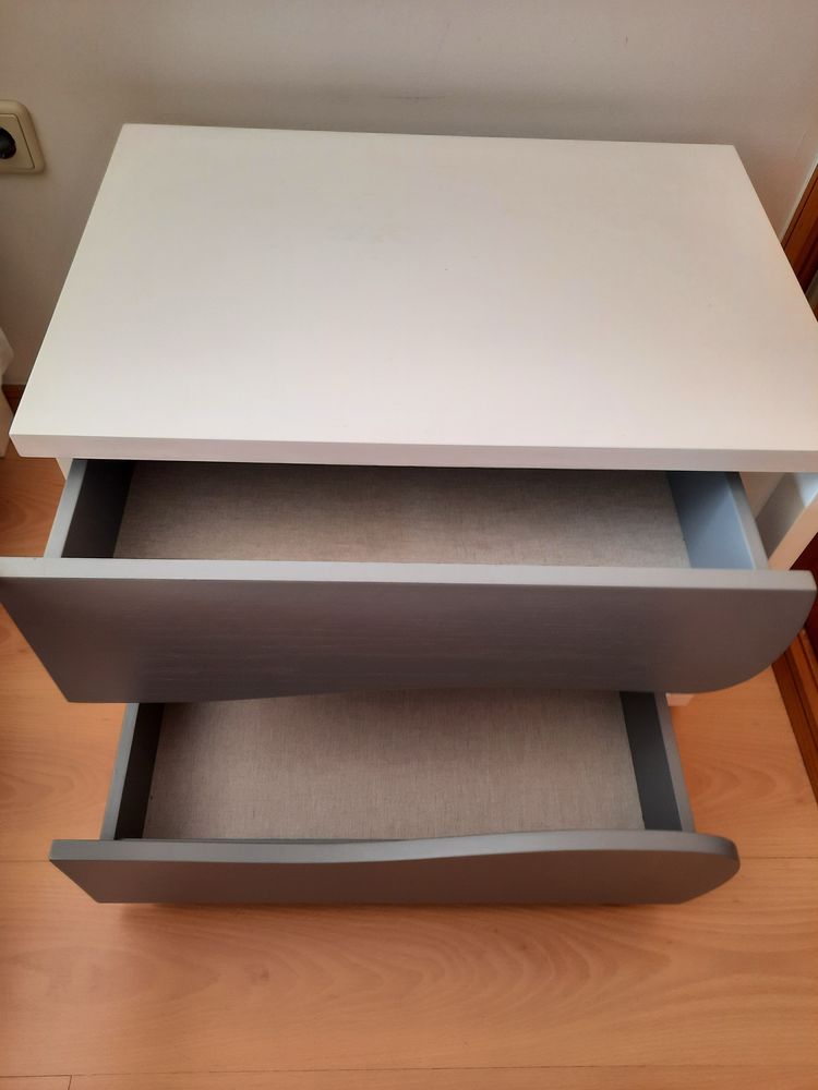 1 Mesa de cabeceira