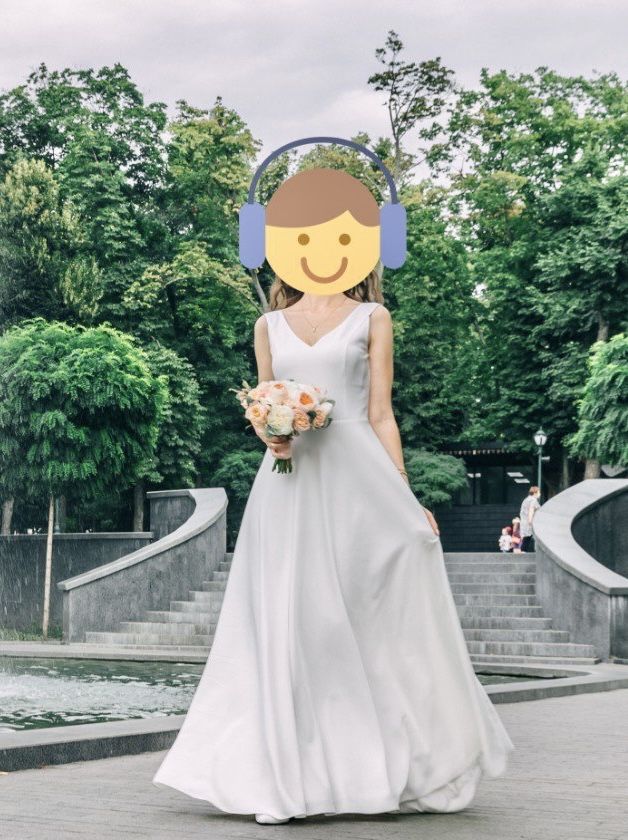 Минималистичное свадебное платье размер M