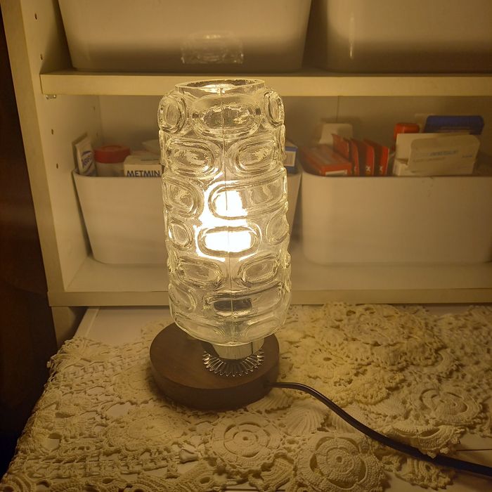 Lampka stolowa,  vintage lata 60 te, drewno egzotyczne.