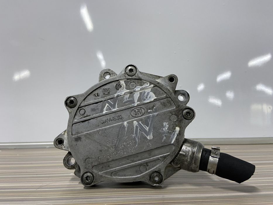 Вакуумной Насос на БМВ Е46 Е90 Е83 N42 N46 318 316 Вакумний Вакумник