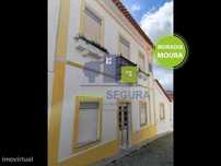 Moradia T5 com quintal e terraço | Centro Histórico | Moura