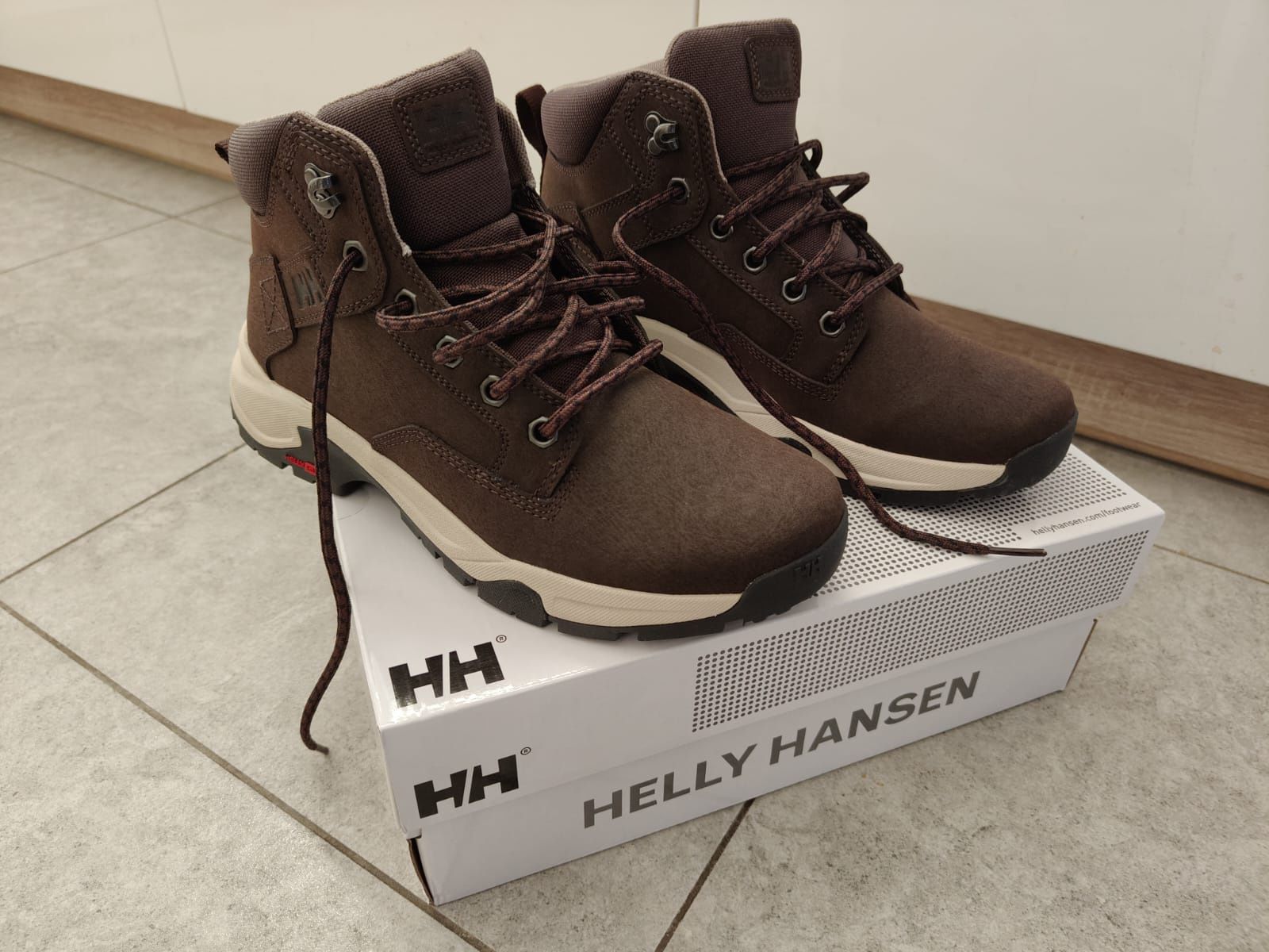 Buty zimowe Helly Hansen r. 41