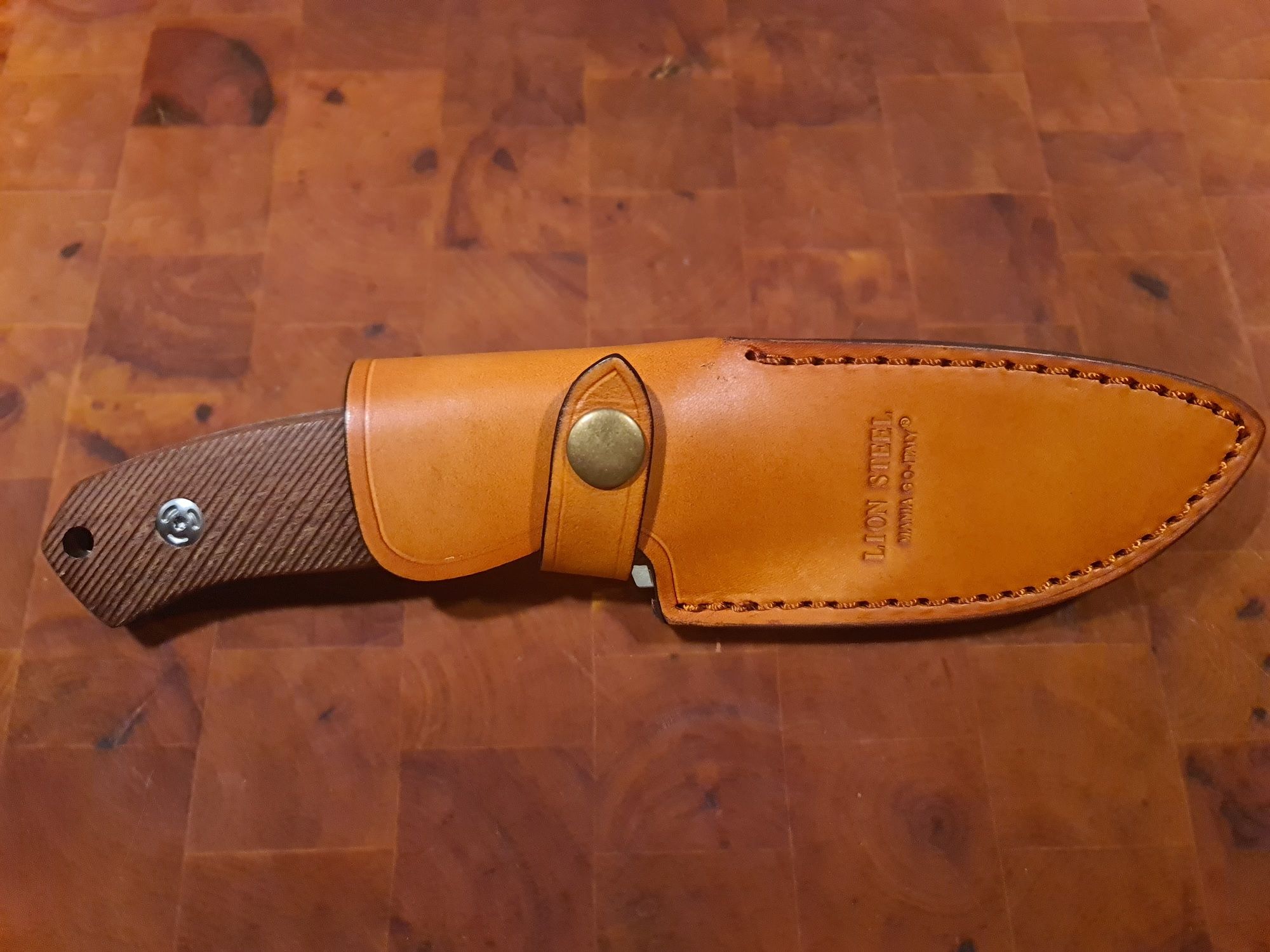 Nóż LionSteel Niolox, bushcraft, survival, myślistwo