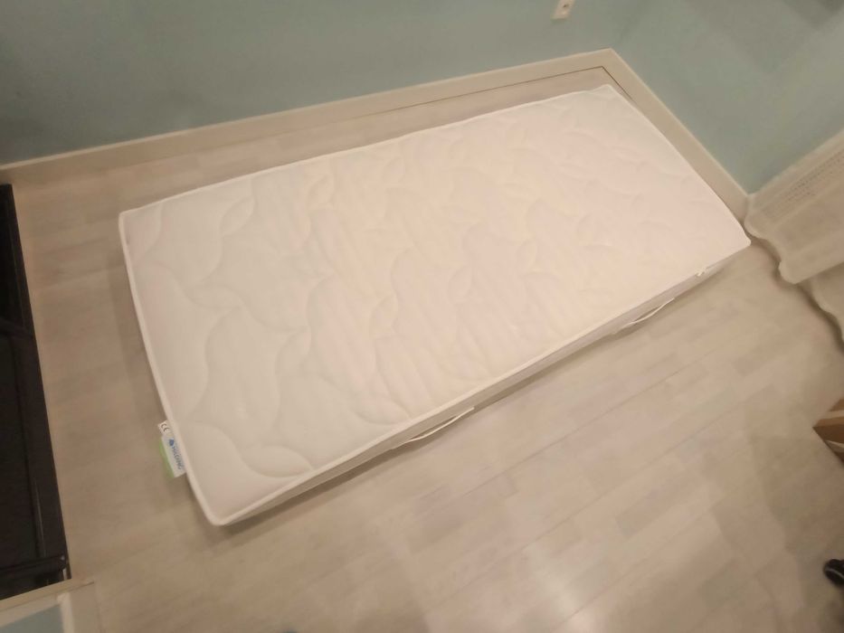 Materac lateksowy 200/90 Ikea