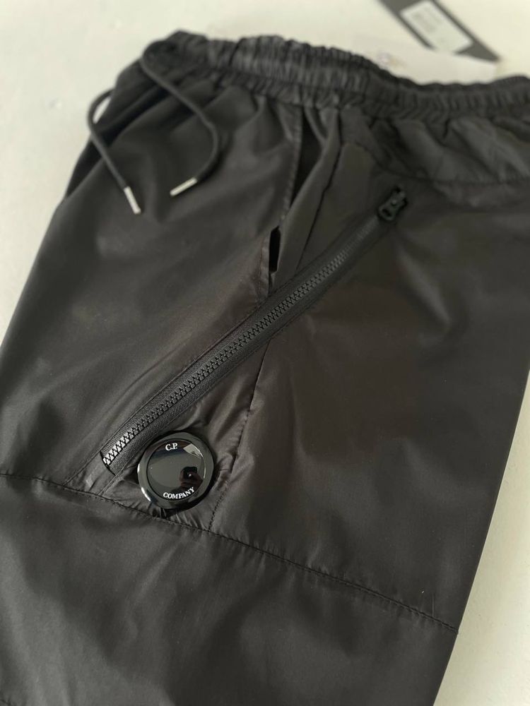 Шорти CP Company Neylon/ шорти сіпі компані чорні нейлонові/сп компані