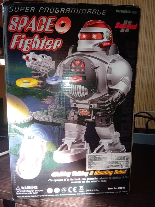 Продам робот на пульту управління