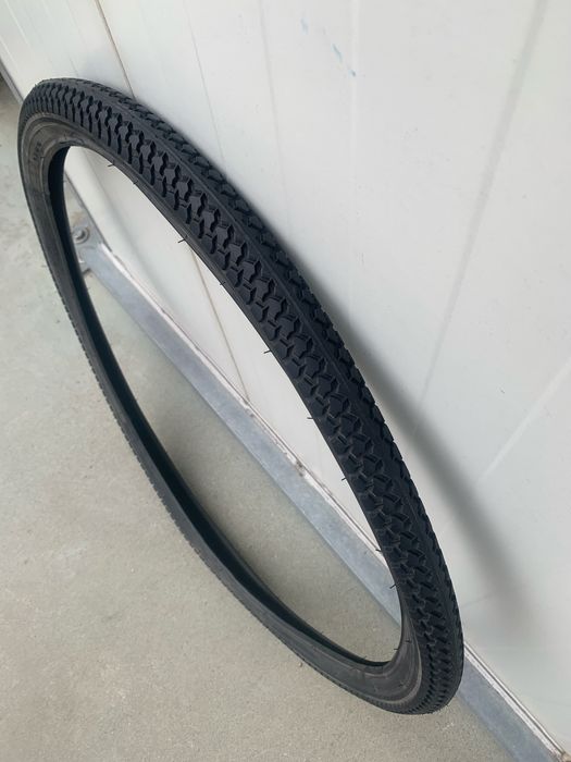 Opona rowerowa 26 x 1,75 kenda cosmos czarna