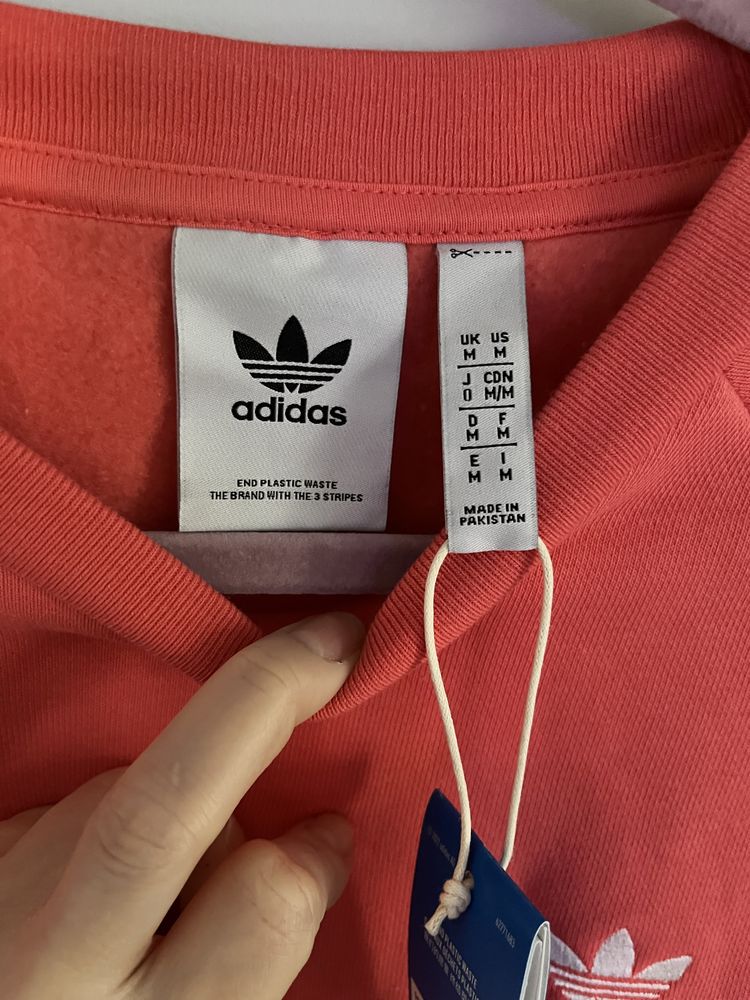 Bluza adidas adicolor essentials he9424 regular fit róż łosoś