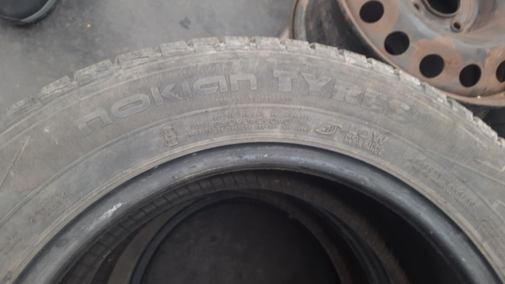 Резина  Noкian Nordman  185 65 15 зима