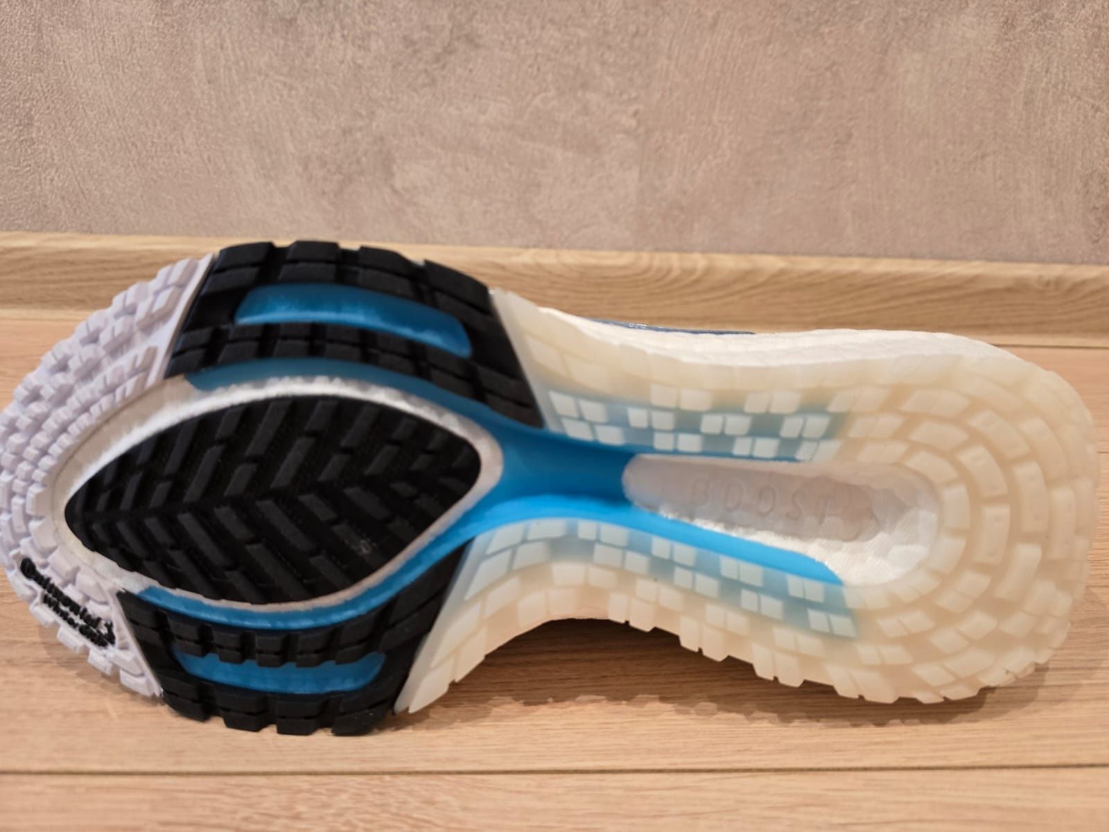Adidas ultraboost 22 cold ray 44