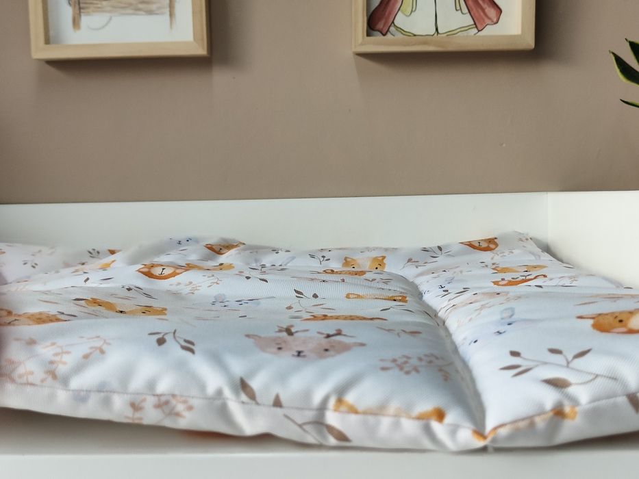 Nowa wodoodporna mata do przewijania