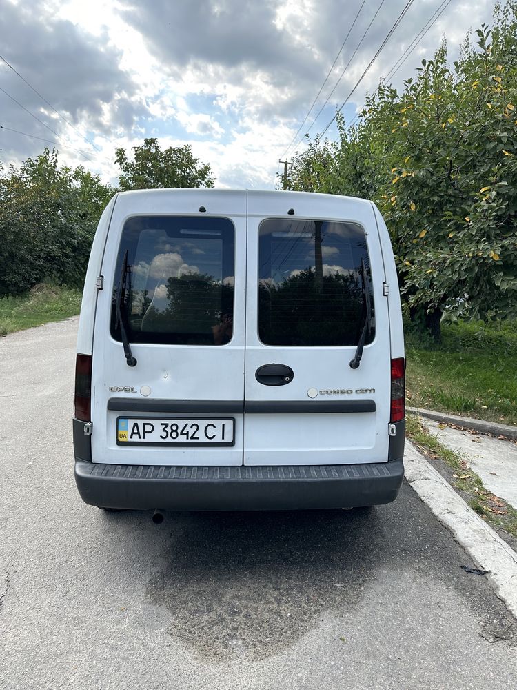 Opel Combo 2008 від власника