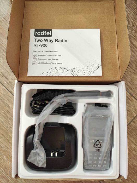 RADTEL RT-920 Walkie Talkie Radiotelefon – HF CB AM/FM 10W Bluetooth