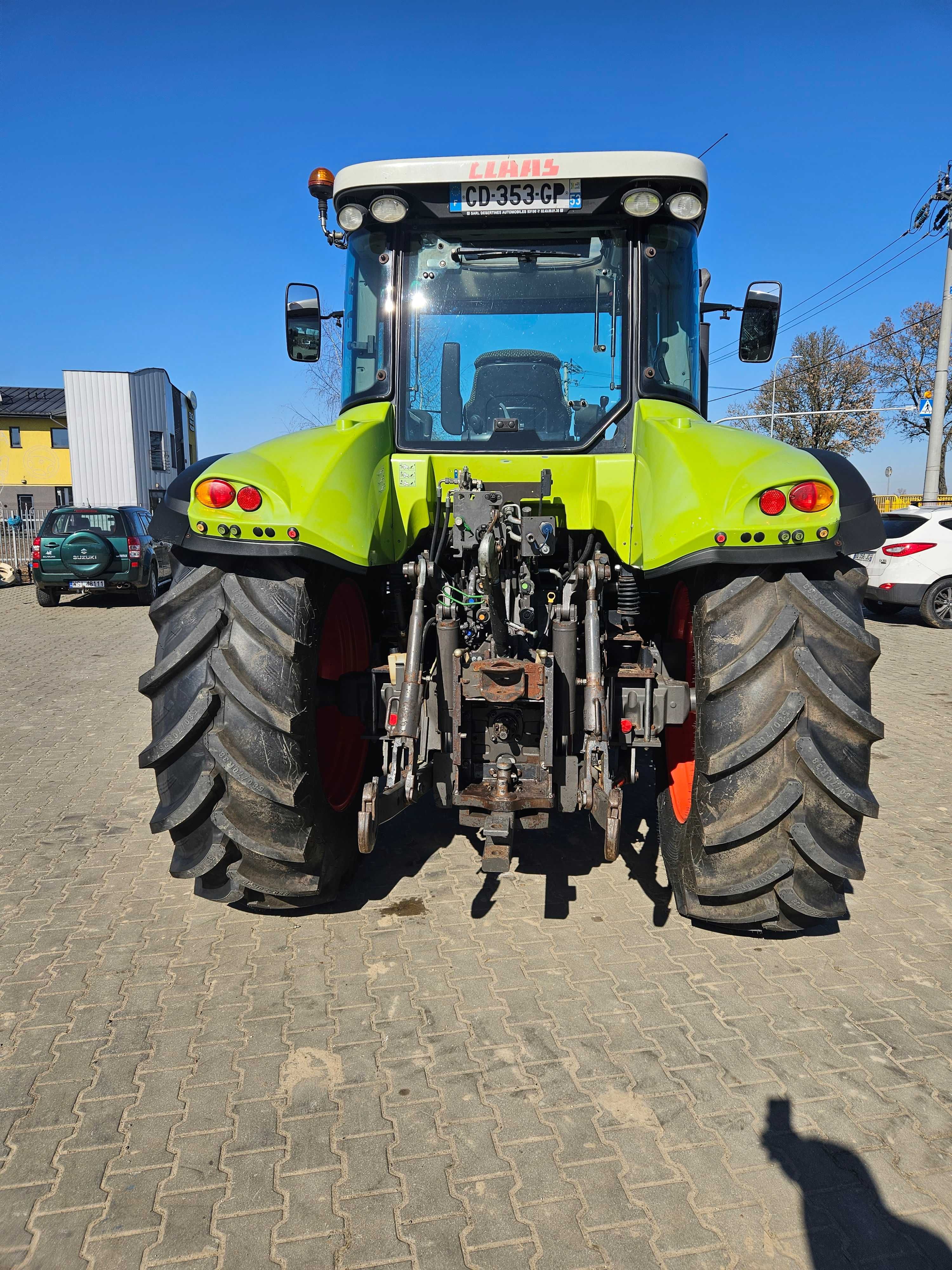 Ciągnik Claas ARION 640