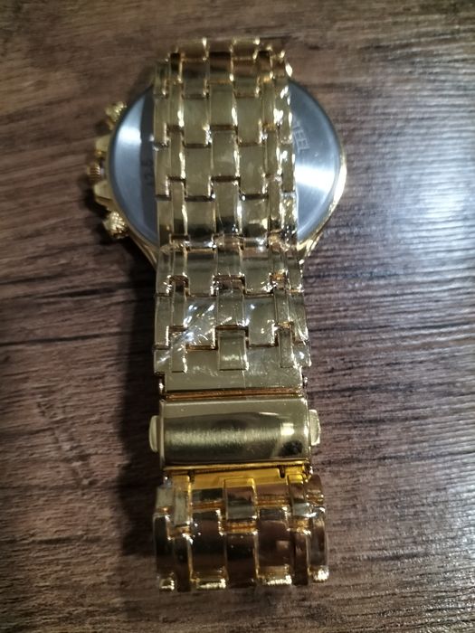 Zegarek męski z branzoletka