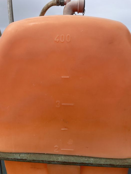 Pulverizador 400 litros Empas
