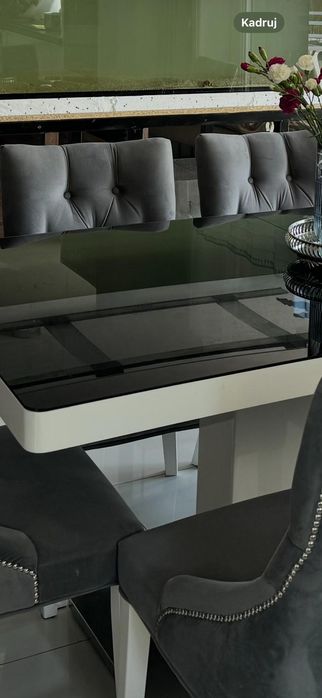 Stół szklany glamour