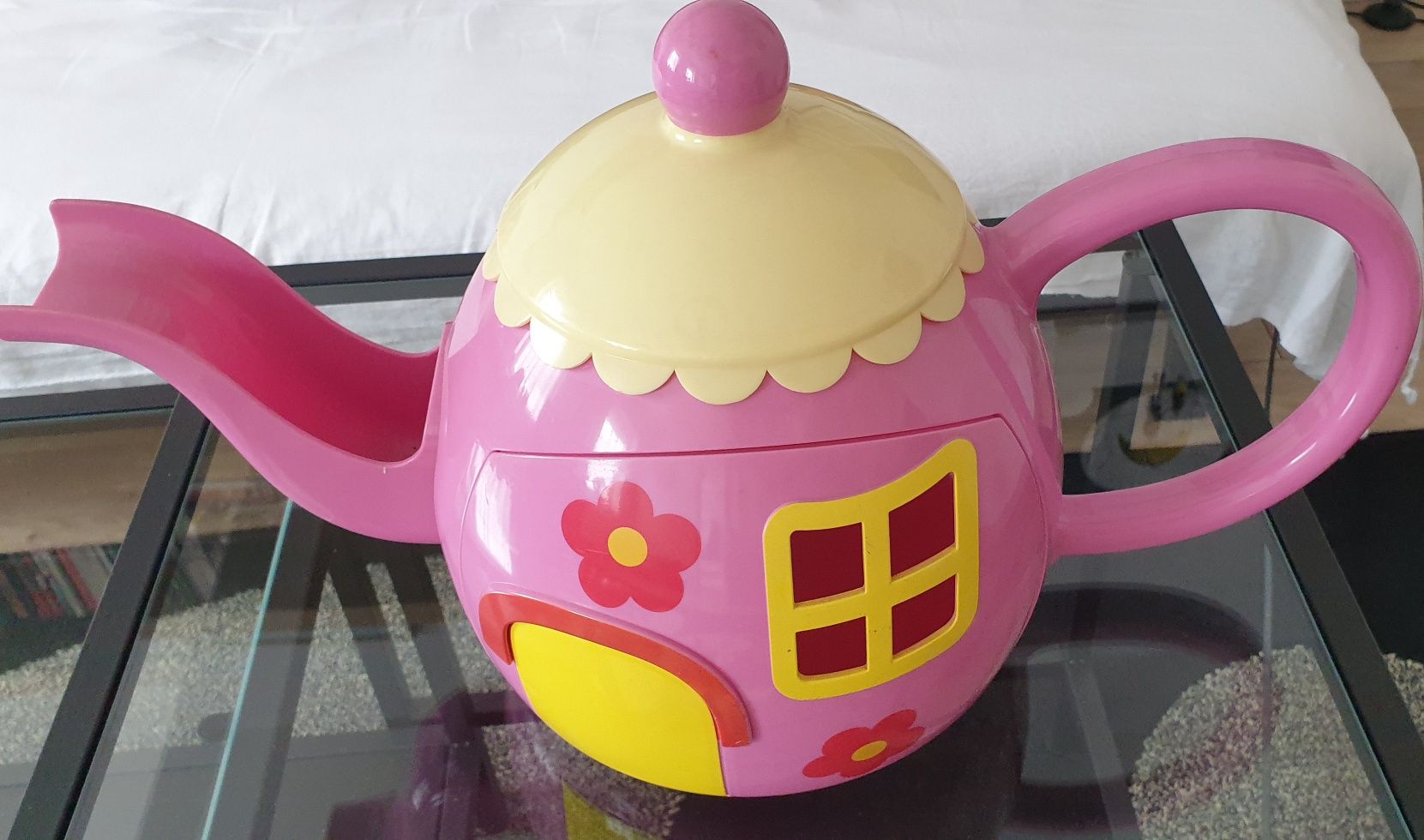 Czajnik domek zabawka plus akcesoria