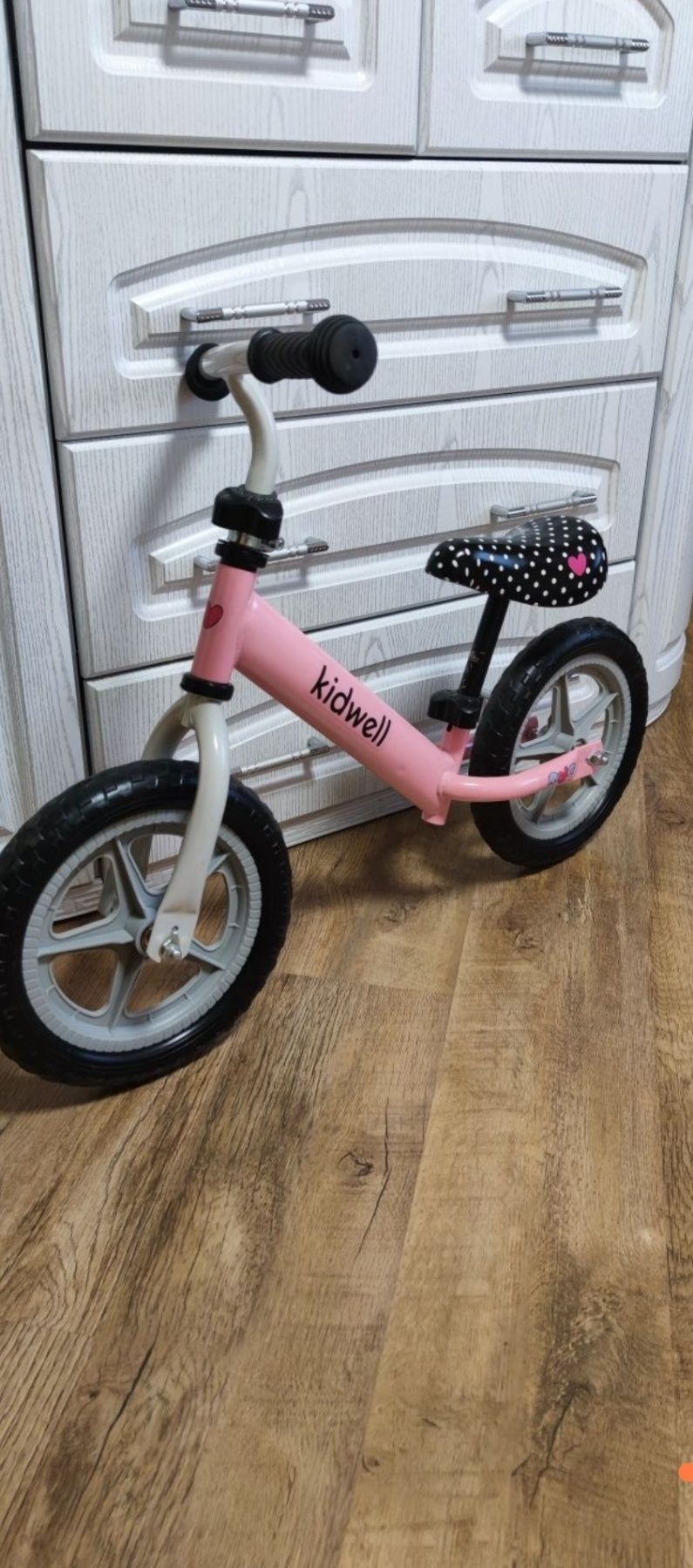 Продам велобіг kidwell