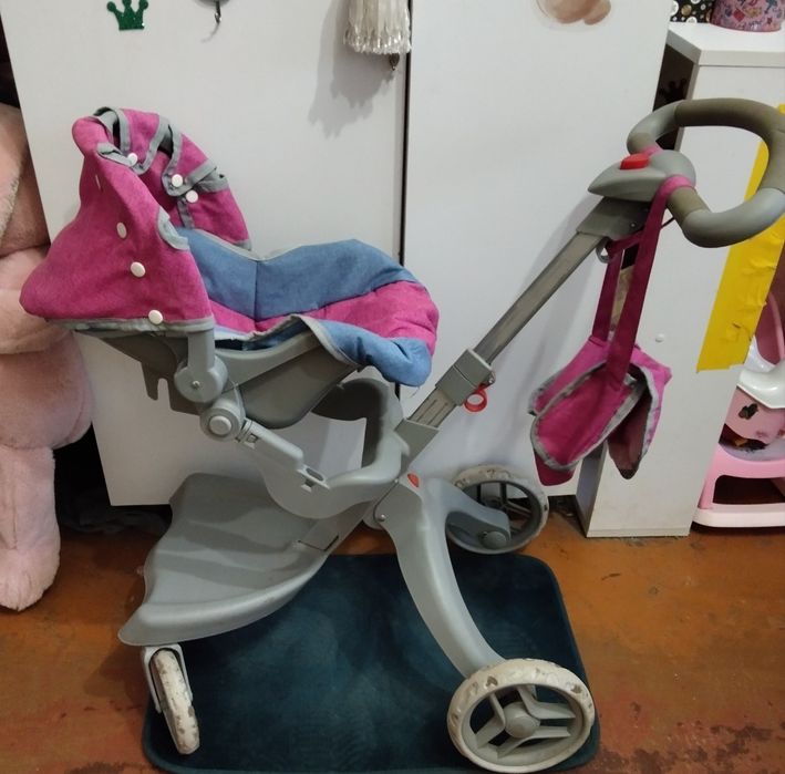 Коляска для ляльок