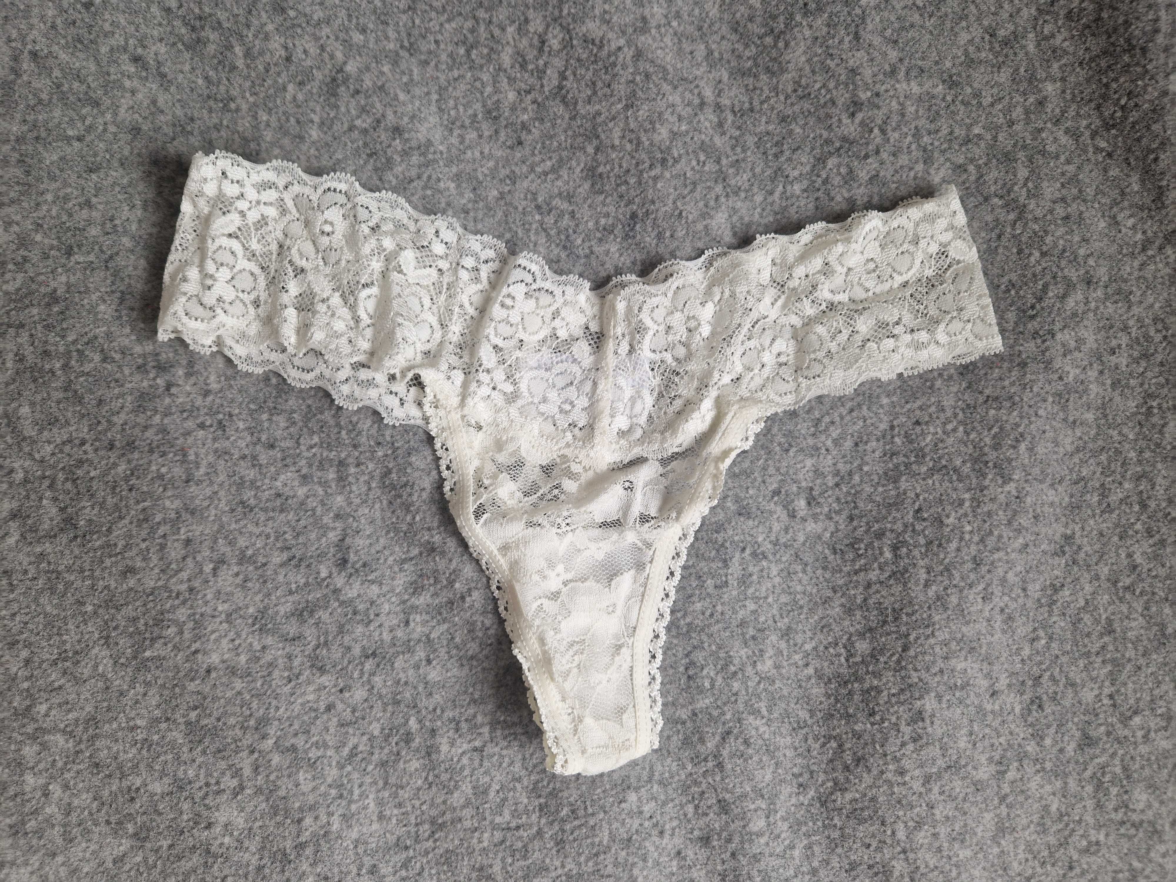 Koronkowe majtki stringi nowe tezenis jessica simpson i inne