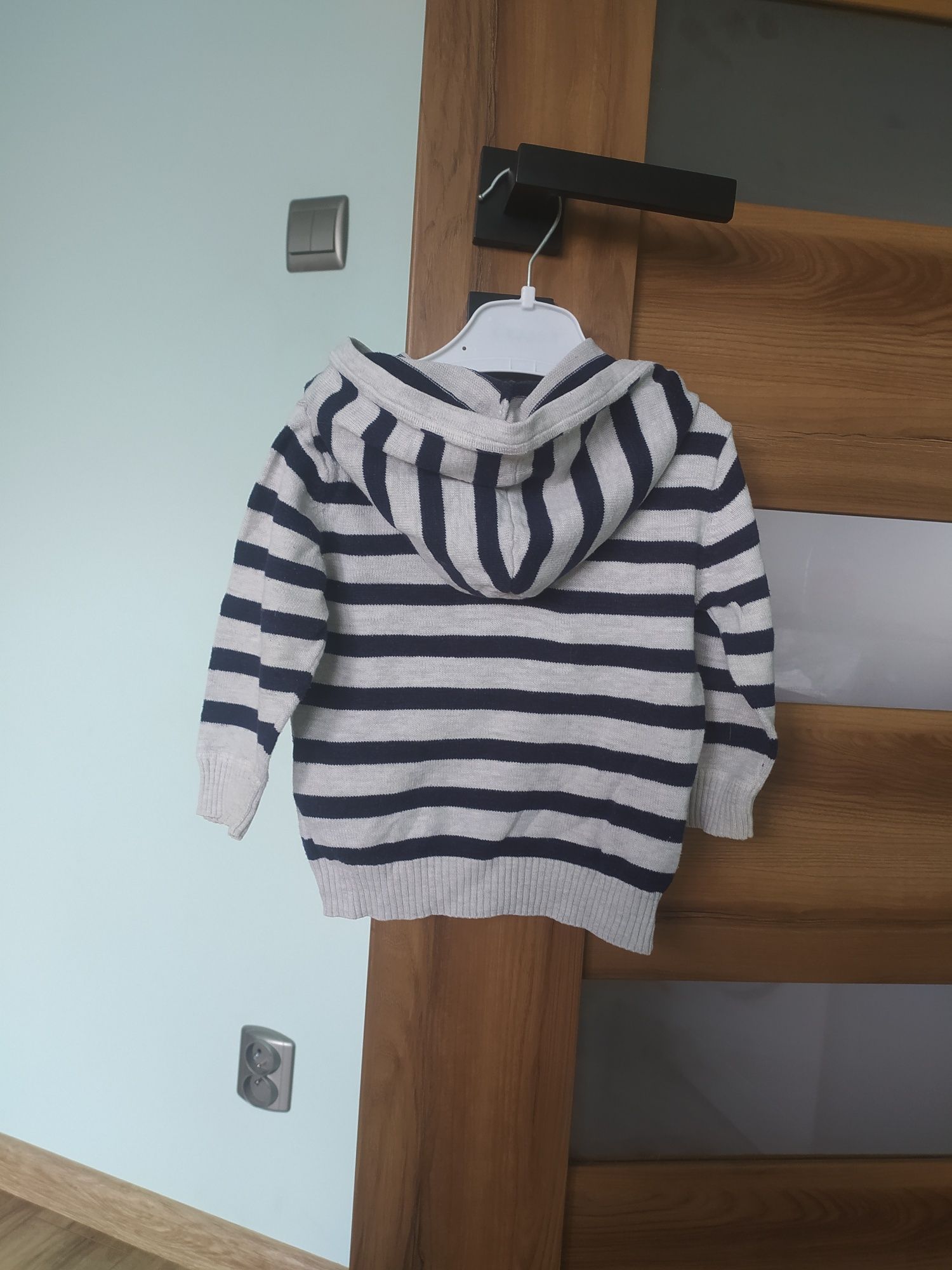 Sweter bawełniany z kapturem bluza elastyczny 74 H&M