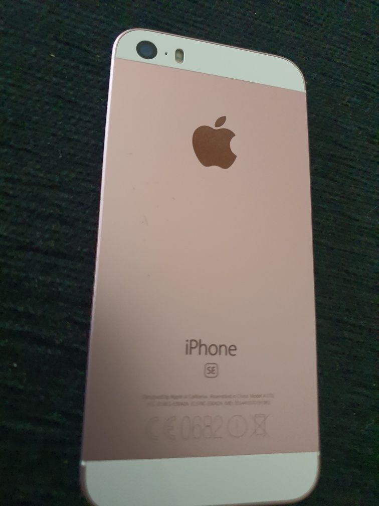 IPHONE SE (1) Rose Gold