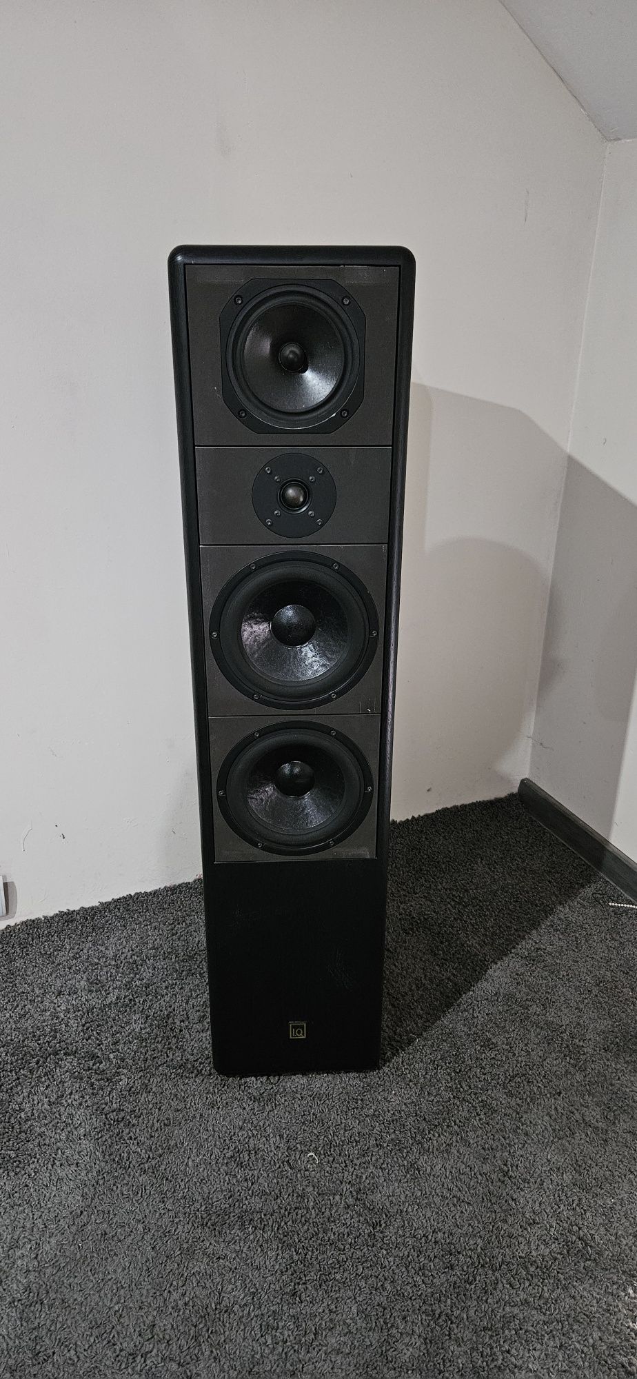 IQ system 300T kolumny