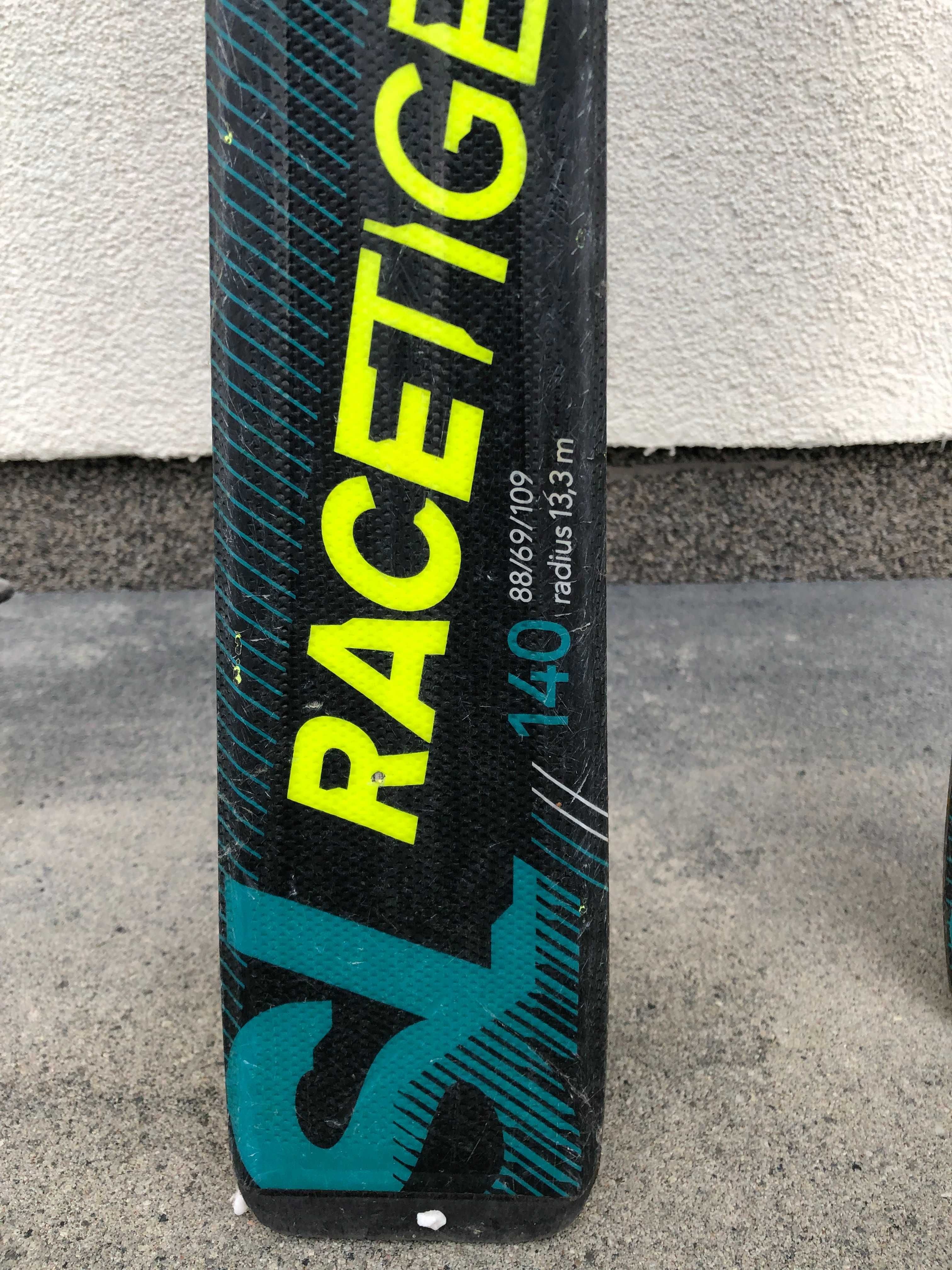 Narty Volkl Racrtiger SL 140 (88/69/109) radius 13,3m